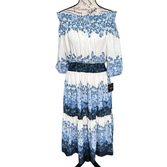 Taylor Dress - Picture 5 of 11